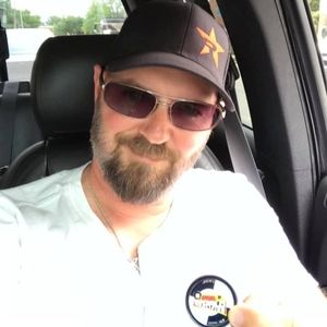 Meet your Posher, Jason